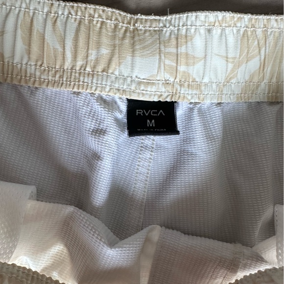 ❗️ RVCA ELASTIC WAIST BOARDSHORTS 17" - Picture 11 of 12